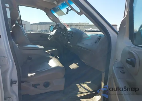 2002 Ford F-150 Lariat/Xlt z USA, uszkodzony, nr VIN 1FTRW07L52KD74438